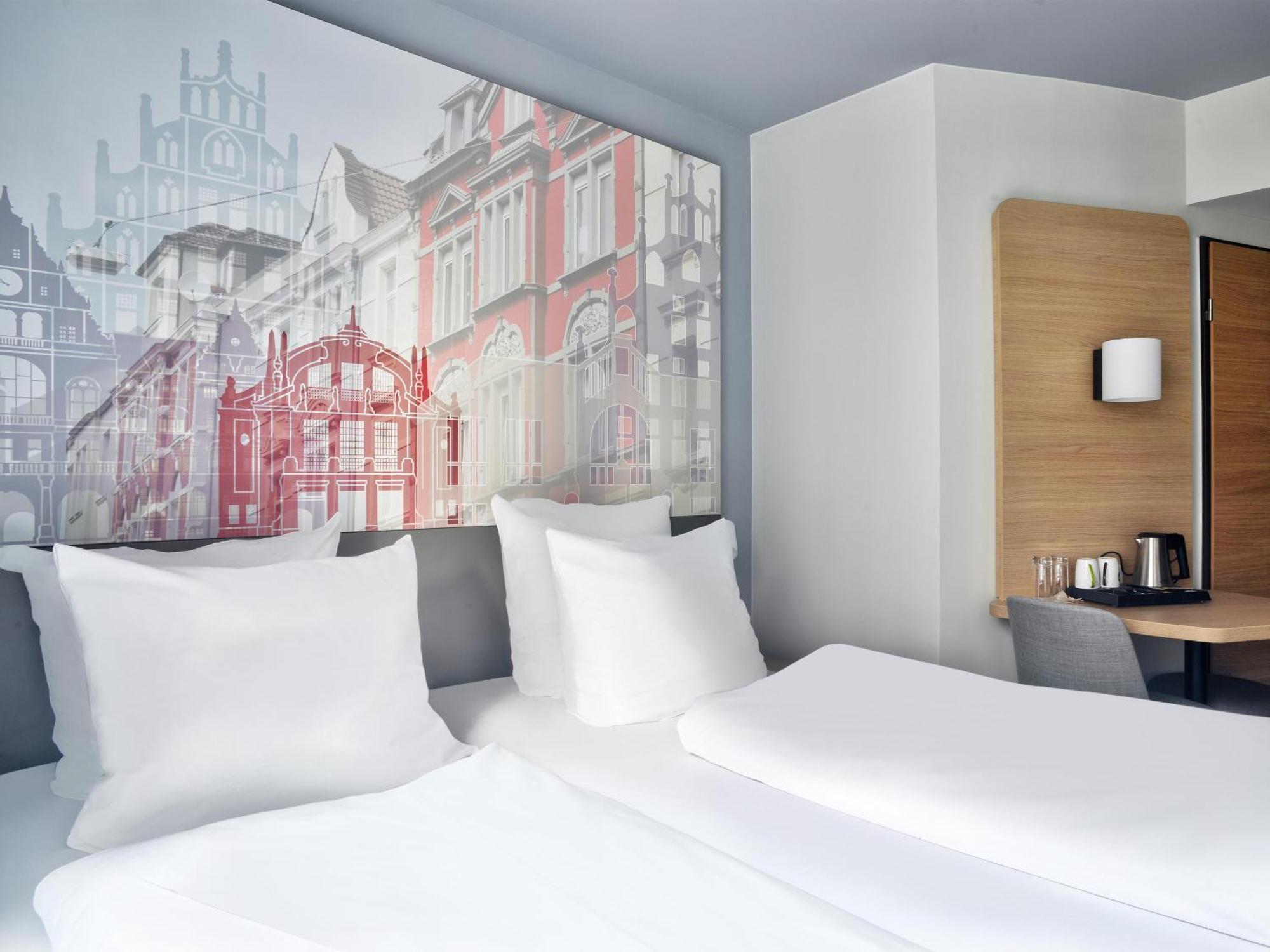 B&B Hotel Bielefeld-City Bagian luar foto